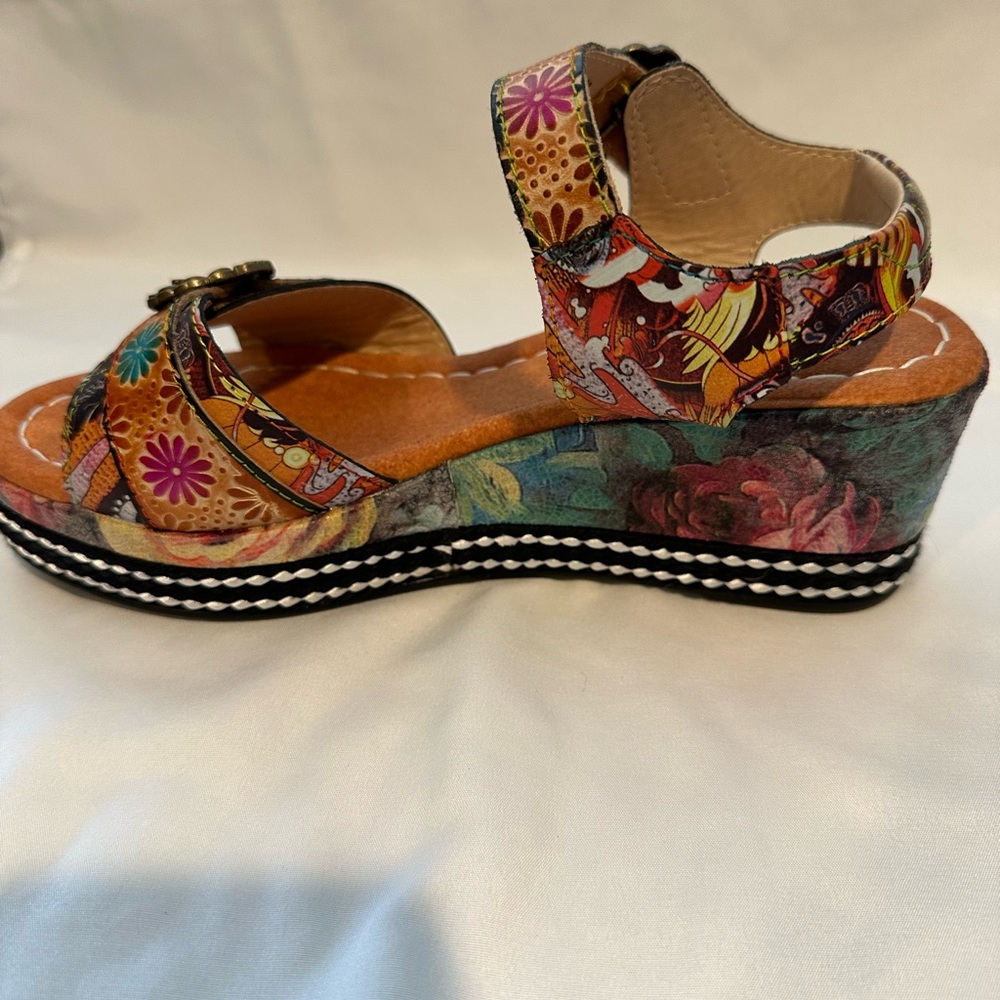 Colorful Floral Wedge Sandals - Picture 6 of 16